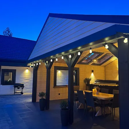 Wooden House Kaszuby ボルスク